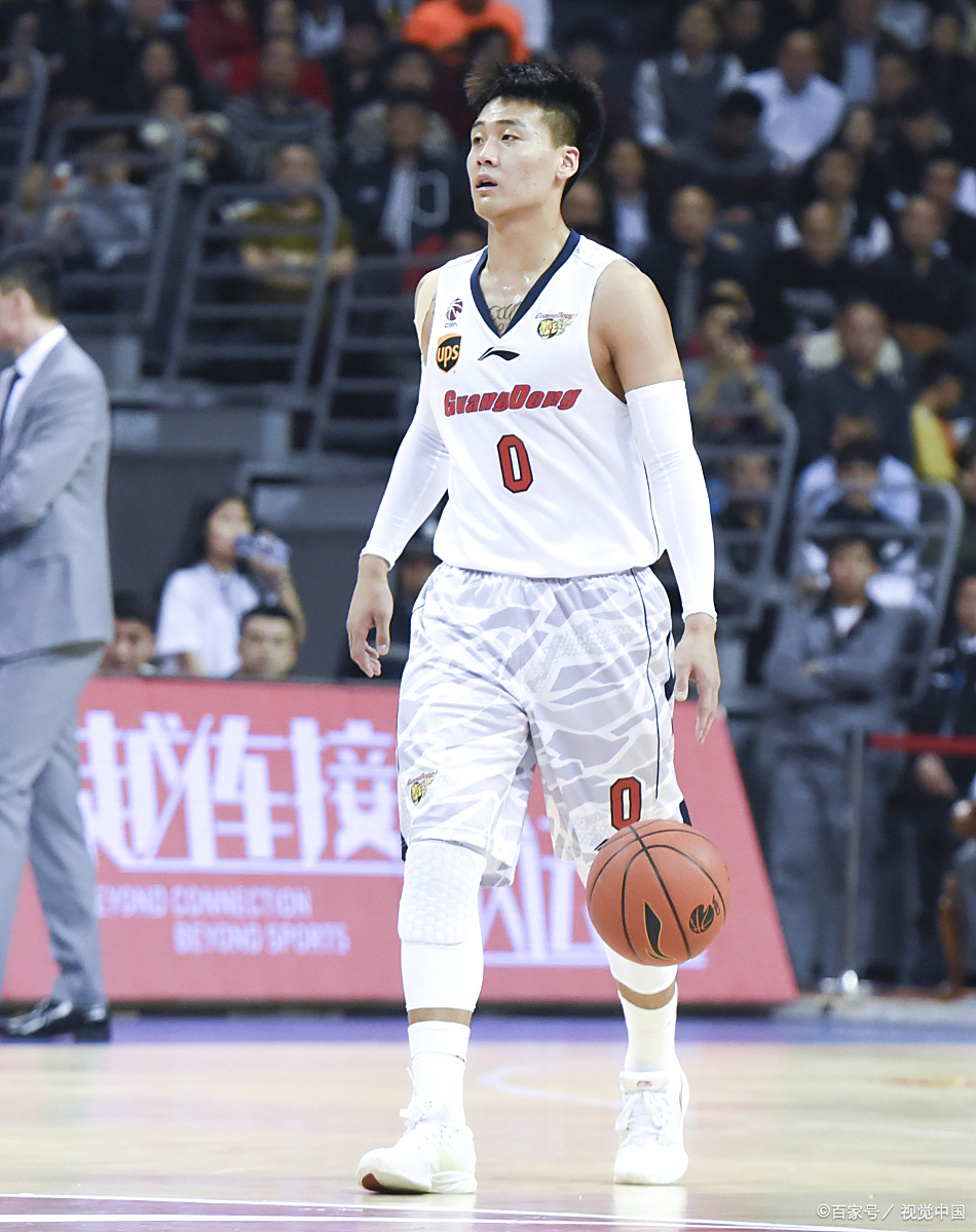 关键战CBA常规赛传出新动向,门兴格拉德巴赫手感冰凉,高层表态:质疑声四起,赛季目标并未改变的简单介绍 关键战CBA常规赛传出新动向,门兴格拉德巴赫手感冰凉,高层表态:质疑声四起,赛季目标并未改变的简单介绍