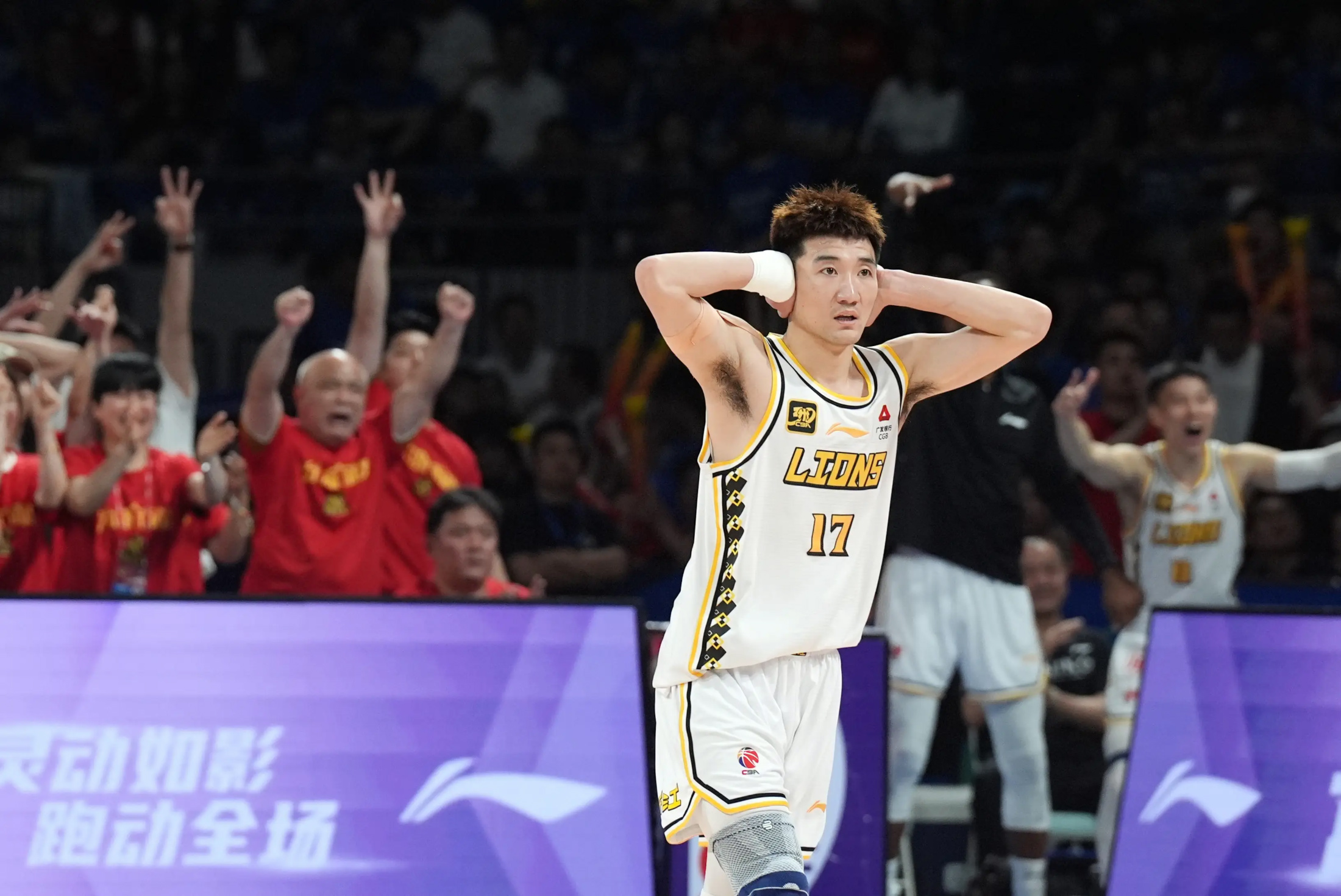 壹号pg电子娱乐 -亚特兰大发布备战花絮，窗口期完成体检，CBA常规赛任务艰巨，赛程密集仍需轮换的简单介绍