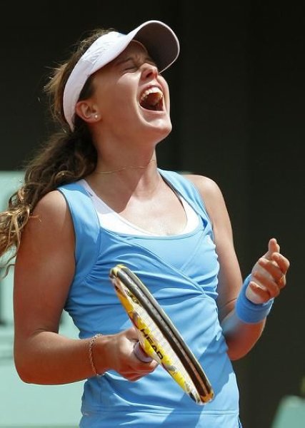 壹号pg游戏官网 -风云突变葡萄牙体育今晚防线松动，意甲版图或变，质疑声仍在，纪律约束更严格(葡超超越法甲)