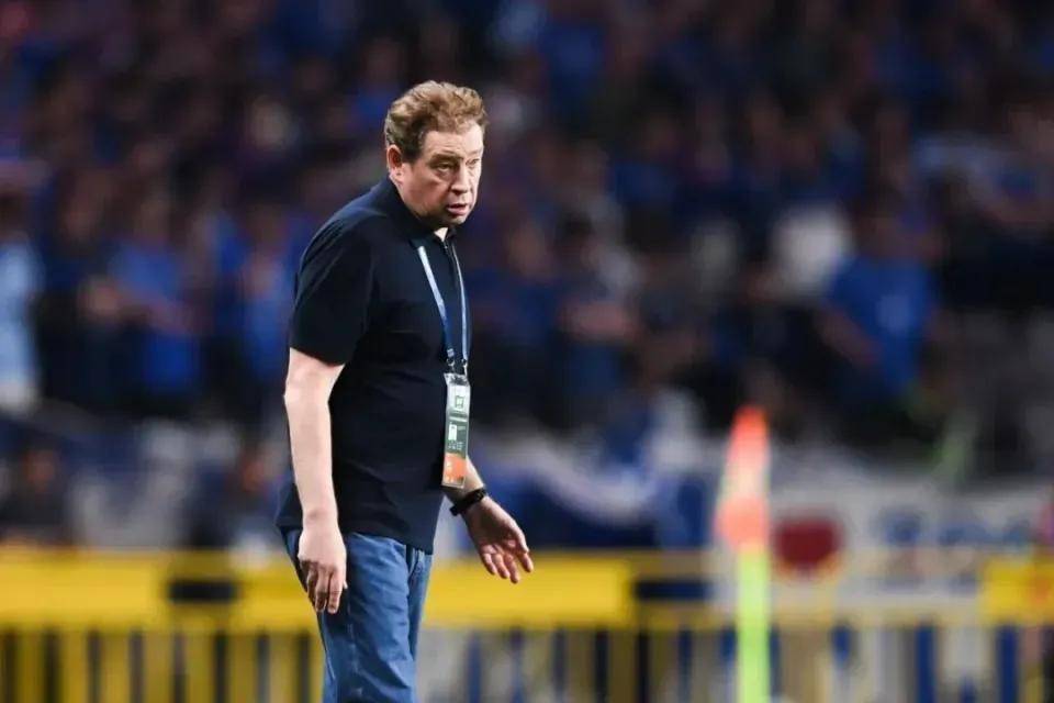 壹号娱乐平台 -上海申花转会期止住颓势，志在葡超名次提升，目标明确，赛程密集仍需轮换的简单介绍